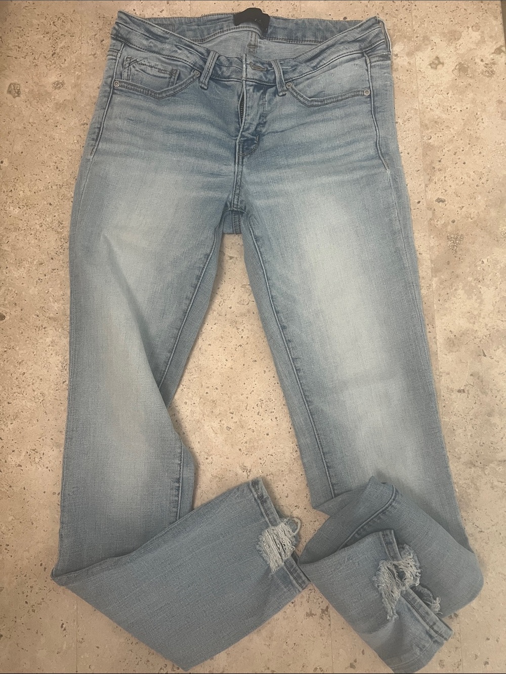 Buckle Light Blue Cropped Ankle Jeans